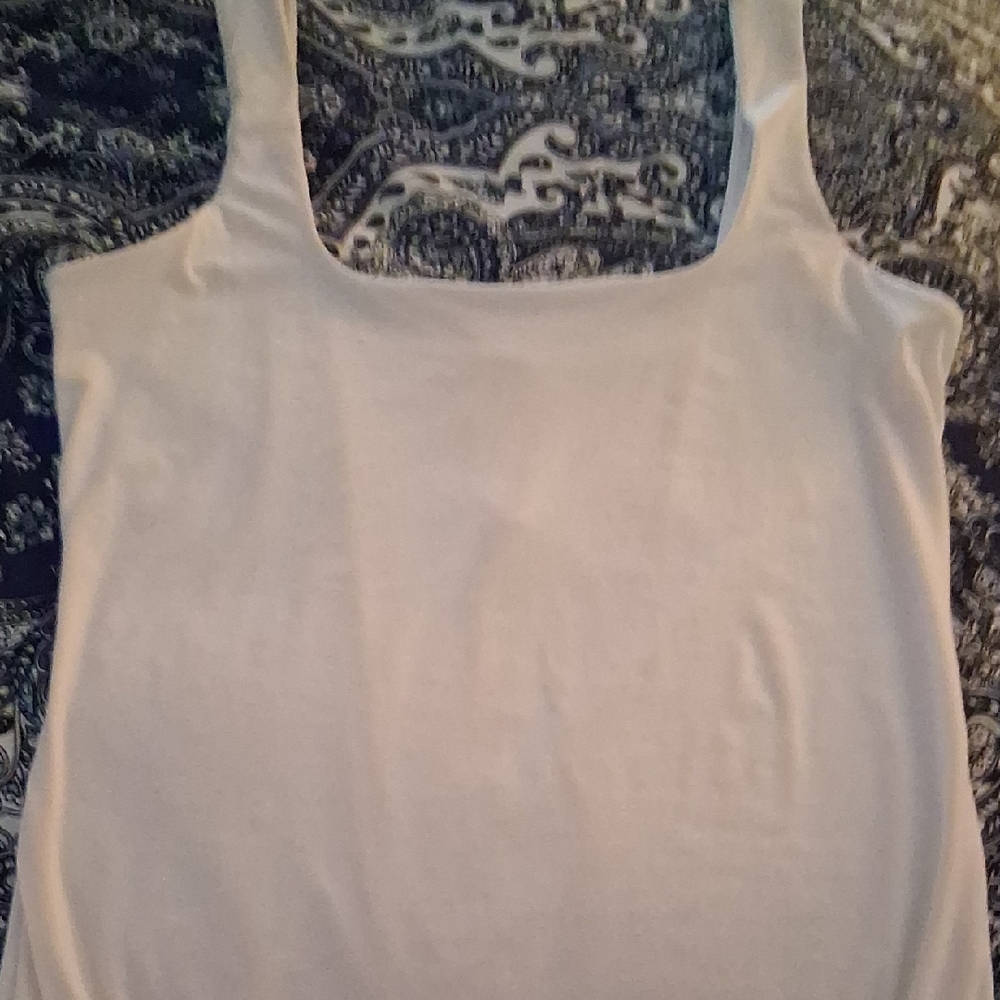 Victoria's Secret Cream Fitted Sleeveless Tank Top